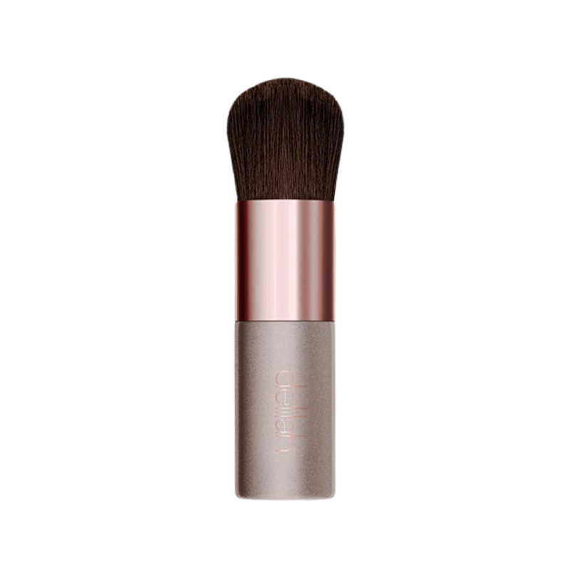 delilah Foundation Kabuki Brush