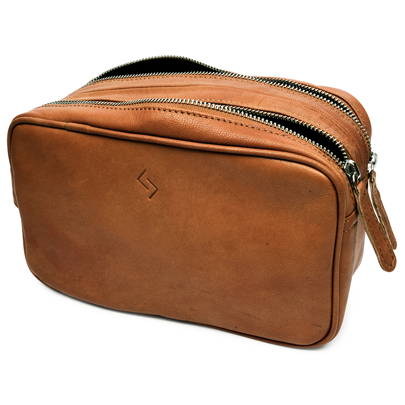 Njord Toilet Bag Dobbeltrum (Cognac Gedeskind)