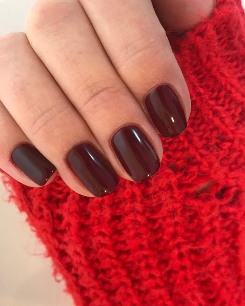 CND Vinylux Weekly Polish Oxblood 15 ml.