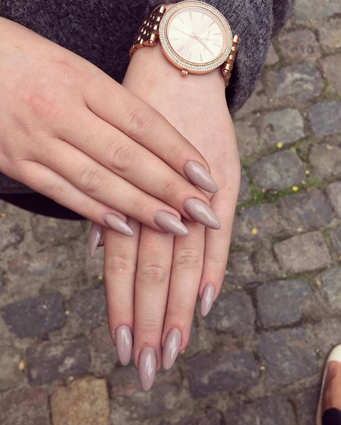 CND Vinylux Weekly Polish Field Fox 15 ml.