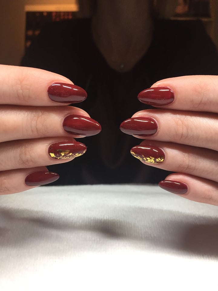 CND Vinylux Weekly Polish Oxblood 15 ml.