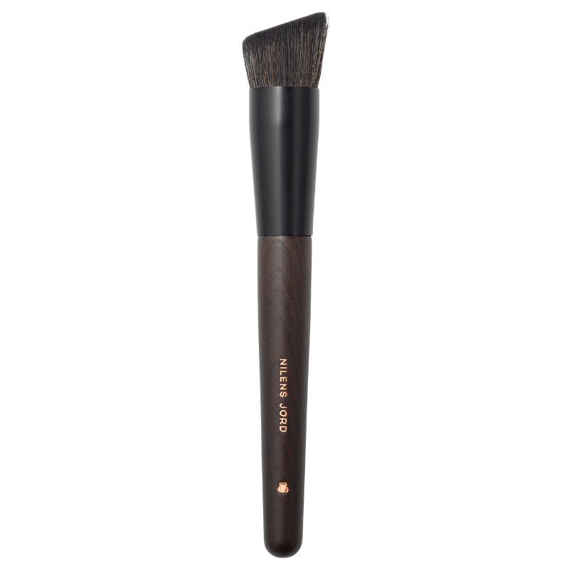 Nilens Jord Pure Collection Angled Foundation Brush 185