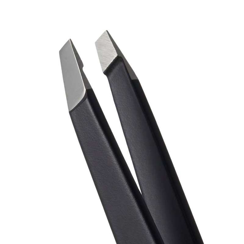 Browgame Signature Tweezer Slanted Soft TouchBlackout (1 stk)