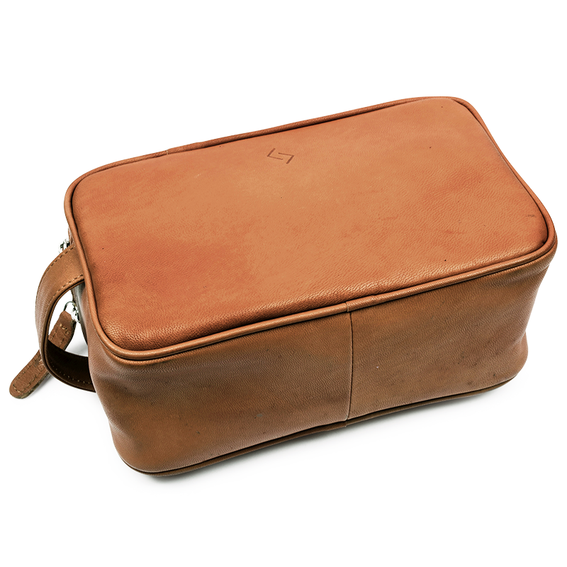 Njord Toilet Bag Dobbeltrum (Cognac Gedeskind)