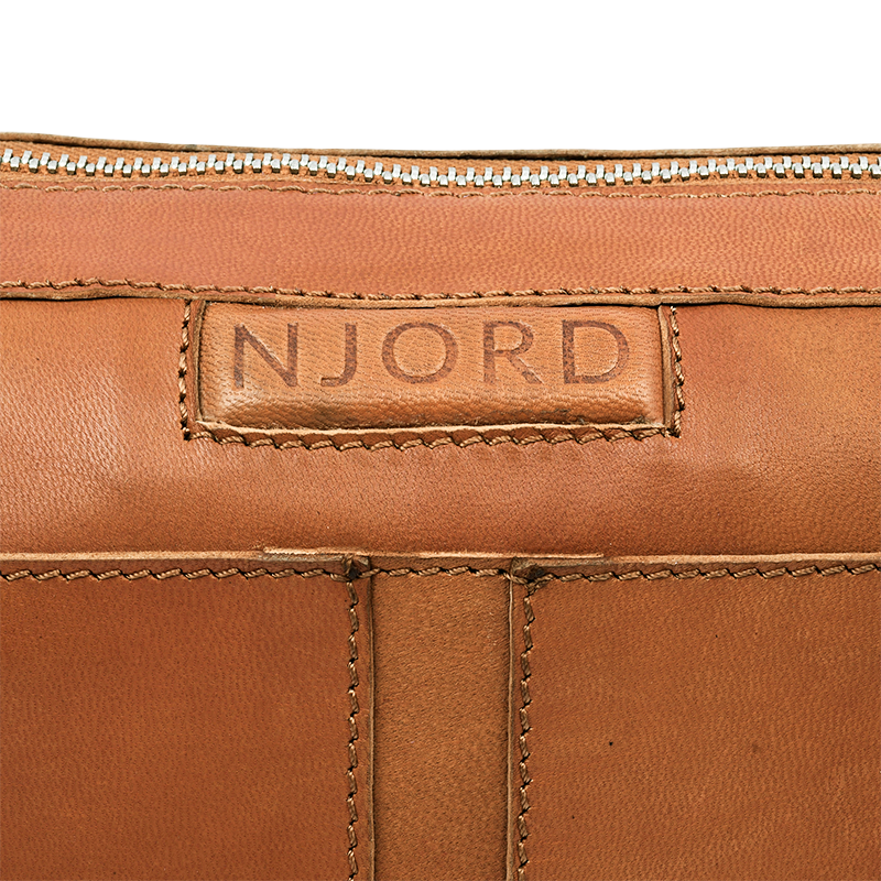 Njord Toilet Bag Kalveskind Cognac